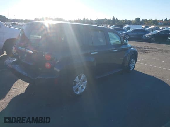 ✅ 2007 Chevrolet HHR LT • VIN: 3GNDA23D77S562920 • Lot: 43443202. Listed on IAAI with 139,466 mi. Free auction sales archive from the USA and detailed vehicle history report at DreamBid. Image 4.