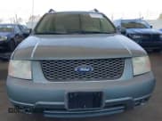 ✅ 2007 Ford Freestyle Limited • VIN: 1FMZK06187GA06675 • Lot: 42440399. Wystawiony na IAAI z przebiegiem 196 855 mil. Bezpłatny archiwum sprzedaży aukcyjnych z USA i szczegółowy raport historii pojazdu na DreamBid. Zdjęcie 6.