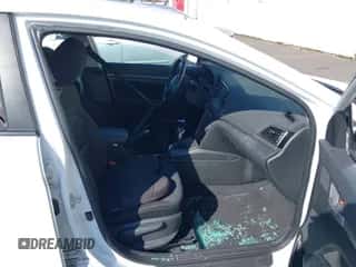 2018 Hyundai Elantra SEL with VIN 5NPD84LF3JH350535, listed as a IAAI auction lot 43277872 with 86,885 mi miles and . Bid and sale history available at DreamBid. Image 5.