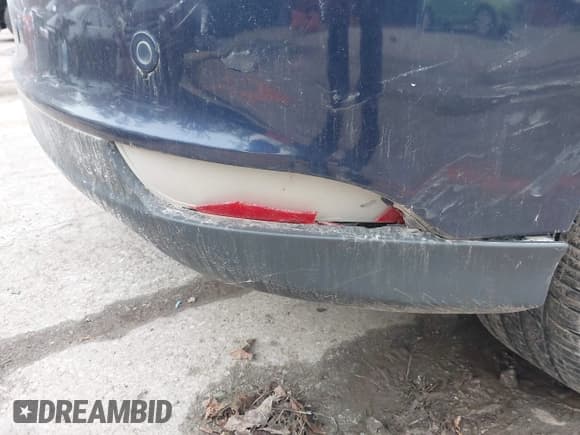 ✅ 2016 Ford Focus SE • VIN: 1FADP3K25GL299058 • Lot: 43765364. Listed on IAAI with 126,075 mi. Free auction sales archive from the USA and detailed vehicle history report at DreamBid. Image 13.