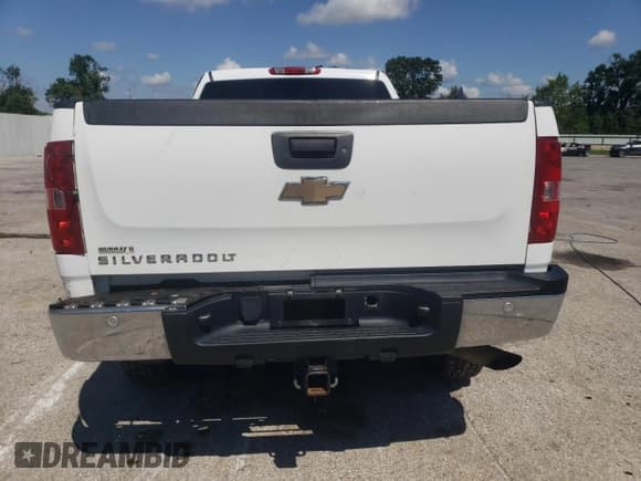 ✅ 2009 Chevrolet Silverado 2500HD Work Truck • VIN: 1GCHK43K89F168674 • Lot: 68511965. Wystawiony na Copart z przebiegiem 127 296 mil. Bezpłatny archiwum sprzedaży aukcyjnych z USA i szczegółowy raport historii pojazdu na DreamBid. Zdjęcie 6.