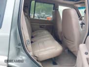 ✅ 2000 Ford Explorer Eddie Bauer • VIN: 1FMDU74E2YUA00568 • Lot: 42176409. Wystawiony na IAAI z przebiegiem 150 479 mil. Bezpłatny archiwum sprzedaży aukcyjnych z USA i szczegółowy raport historii pojazdu na DreamBid. Zdjęcie 8.