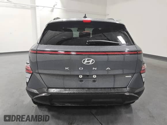 2025 Hyundai Kona SEL with VIN KM8HBCAB4SU219470, listed as a Copart auction lot 86155785 with 14,814 mi miles and Clean title. Bid and sale history available at DreamBid. Image 6.