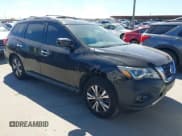 ✅ 2019 Nissan Pathfinder SV • VIN: 5N1DR2MM9KC601694 • Lot: 43425750. Wystawiony na IAAI z przebiegiem 167 984 mil. Bezpłatny archiwum sprzedaży aukcyjnych z USA i szczegółowy raport historii pojazdu na DreamBid. Zdjęcie 1.