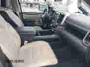 2023 Ram 1500 Limited с VIN 1C6SRFHT1PN531759, выставлен на аукционе IAAI как лот 42323882 с пробегом 47 809 миль миль и . История ставок и продаж доступна на DreamBid. Изображение 5.