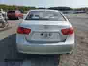 2009 Hyundai Elantra GLS z VIN KMHDU46D49U594519, wystawiony jako Copart lot #71169994 z przebiegiem 96 875 mil mil oraz Szkoda całkowita • Salvage title. Historia ofert i sprzedaży dostępna na DreamBid. Obrazek 6.