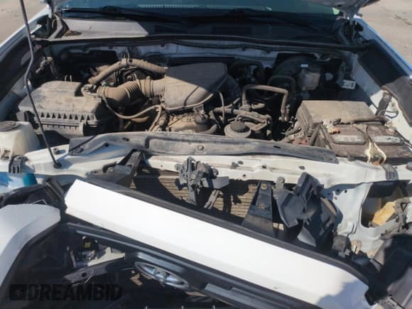 ✅ 2016 Toyota Tacoma SR • VIN: 5TFSX5EN8GX045047 • Лот: 61563995. Опубликован ранее на Copart с пробегом 138 217 миль. Бесплатный доступ к архиву аукционных продаж из США и подробный отчёт об истории автомобиля на DreamBid. Изображение 11.