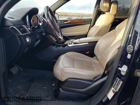 ✅ 2015 Mercedes-Benz M 350 • VIN: 4JGDA5HB0FA512356 • Lot: 90723385. Listed on Copart with 152,136 mi. Free auction sales archive from the USA and detailed vehicle history report at DreamBid. Image 7.