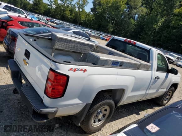 ✅ 2017 Chevrolet Silverado 1500 Work Truck • VIN: 1GCNKNEH3HZ289958 • Лот: 62825235. Опубликован ранее на Copart с пробегом 181 967 миль. Бесплатный доступ к архиву аукционных продаж из США и подробный отчёт об истории автомобиля на DreamBid. Изображение 3.