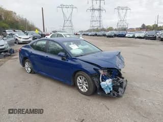 ✅ 2025 Toyota Camry LE • VIN: 4T1DAACK6SU006264 • Lot: 43593448. Wystawiony na IAAI z przebiegiem Nie podano. Bezpłatny archiwum sprzedaży aukcyjnych z USA i szczegółowy raport historii pojazdu na DreamBid. Zdjęcie 1.