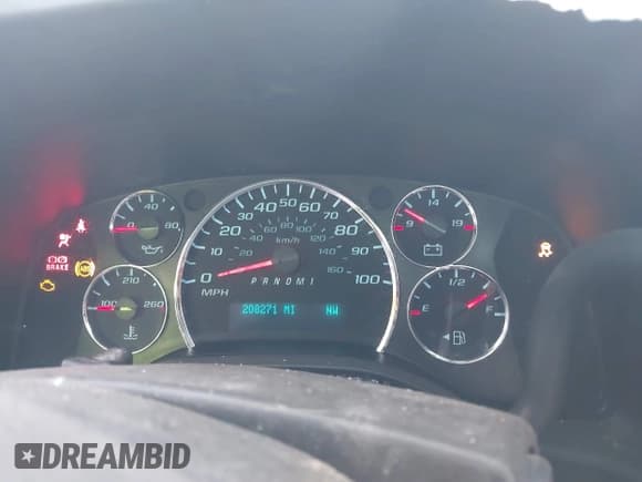 ✅ 2019 Chevrolet Express Cargo • VIN: 1GCWGBFP3K1141860 • Лот: 43549254. Опубликован ранее на IAAI с пробегом 208 271 миль. Бесплатный доступ к архиву аукционных продаж из США и подробный отчёт об истории автомобиля на DreamBid. Изображение 7.