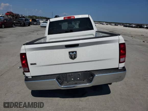 2024 Ram 1500 SLT z VIN 1C6RR6GG0RS127830, wystawiony jako Copart lot #81643515 z przebiegiem 38 466 mil mil oraz Nie do naprawy • Non repairable. Historia ofert i sprzedaży dostępna na DreamBid. Obrazek 6.