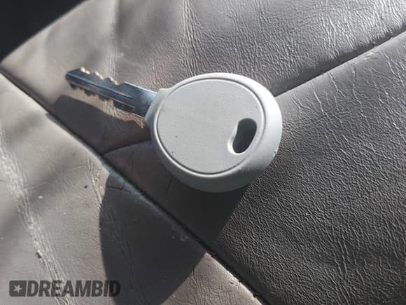 ✅ 2004 Jeep Grand Cherokee Laredo • VIN: 1J4GW48N44C240431 • Lot: 43567210. Wystawiony na IAAI z przebiegiem 134 491 mil. Bezpłatny archiwum sprzedaży aukcyjnych z USA i szczegółowy raport historii pojazdu na DreamBid. Zdjęcie 11.