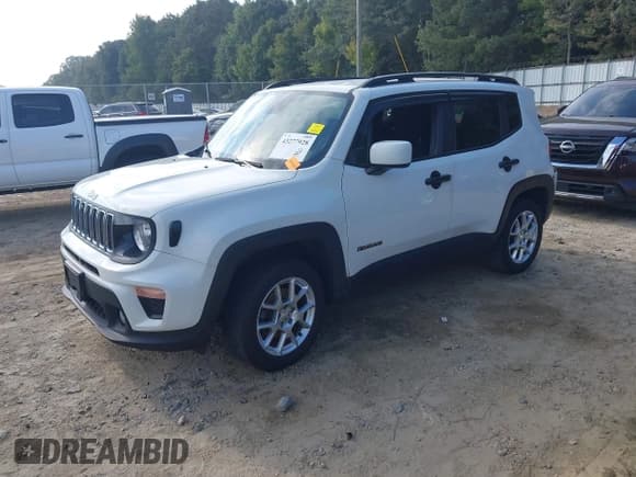 ✅ 2020 Jeep Renegade Latitude • VIN: ZACNJBBB3LPM02863 • Lot: 43277928. Listed on IAAI with 79,836 mi. Free auction sales archive from the USA and detailed vehicle history report at DreamBid. Image 2.