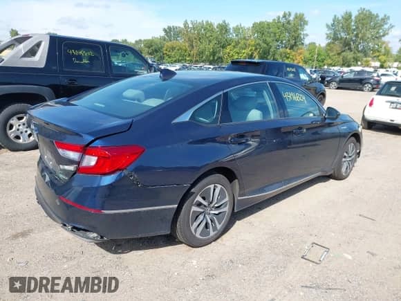 2018 Honda Accord EX-L z VIN 1HGCV3F52JA003319, wystawiony jako IAAI lot #43196824 z przebiegiem 69 603 mil mil oraz . Historia ofert i sprzedaży dostępna na DreamBid. Obrazek 4.