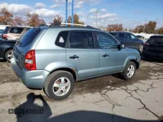 2005 Hyundai Tucson GL z VIN KM8JM12B55U119266, wystawiony jako Copart lot #79095984 z przebiegiem 114 939 mil mil oraz Szkoda całkowita • Salvage title. Historia ofert i sprzedaży dostępna na DreamBid. Obrazek 3.