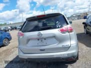 ✅ 2016 Nissan Rogue SL • VIN: 5N1AT2MV3GC818338 • Лот: 43078247. Опубликован ранее на IAAI с пробегом 195 882 миль. Бесплатный доступ к архиву аукционных продаж из США и подробный отчёт об истории автомобиля на DreamBid. Изображение 16.