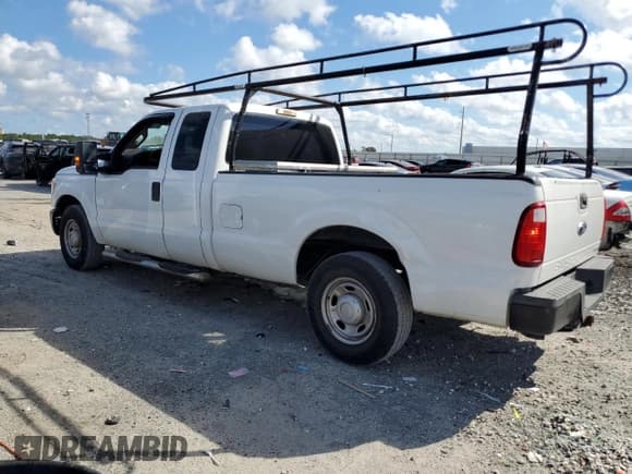 ✅ 2014 Ford F-250 XL • VIN: 1FT7X2A67EEB52246 • Lot: 83769225. Listed on Copart with 239,350 mi. Free auction sales archive from the USA and detailed vehicle history report at DreamBid. Image 2.