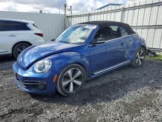 ✅ 2013 Volkswagen Beetle 2.0T • VIN: 3VW7T7AT9DM822772 • Lot: 76008854. Wystawiony na Copart z przebiegiem 48 295 mil. Bezpłatny archiwum sprzedaży aukcyjnych z USA i szczegółowy raport historii pojazdu na DreamBid. Zdjęcie 1.