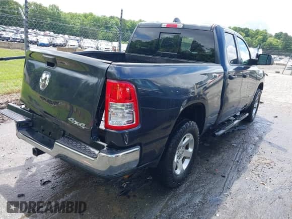 2019 Ram 1500 Tradesman z VIN 1C6SRFCT5KN597618, wystawiony jako IAAI lot #42243878 z przebiegiem 69 131 mil mil oraz . Historia ofert i sprzedaży dostępna na DreamBid. Obrazek 4.
