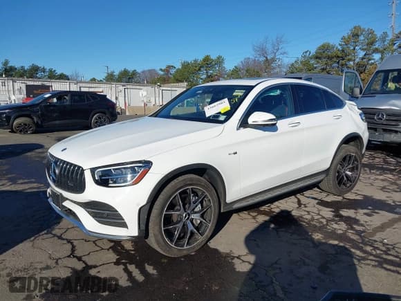✅ 2023 Mercedes-Benz GLC 43 AMG • VIN: W1N0J6EB8PG150734 • Лот: 43662903. Опубликован ранее на IAAI с пробегом 9 048 миль. Бесплатный доступ к архиву аукционных продаж из США и подробный отчёт об истории автомобиля на DreamBid. Изображение 18.