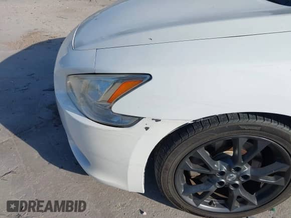 2012 Nissan Maxima S z VIN 1N4AA5APXCC849233, wystawiony jako IAAI lot #42915963 z przebiegiem 119 679 mil mil oraz . Historia ofert i sprzedaży dostępna na DreamBid. Obrazek 12.