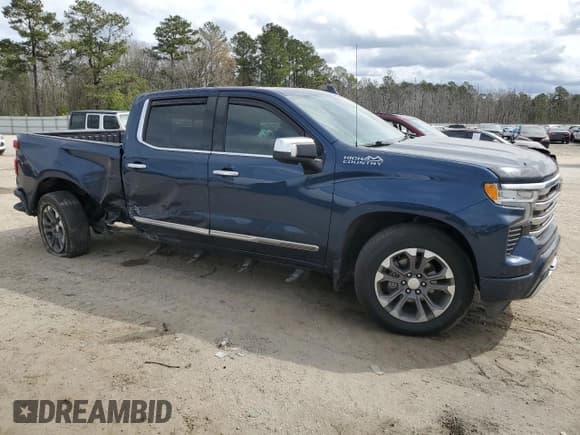 ✅ 2022 Chevrolet Silverado 1500 High Country • VIN: 3GCPAFED2NG526157 • Лот: 47562835. Опубликован ранее на Copart с пробегом 38 004 миль. Бесплатный доступ к архиву аукционных продаж из США и подробный отчёт об истории автомобиля на DreamBid. Изображение 4.
