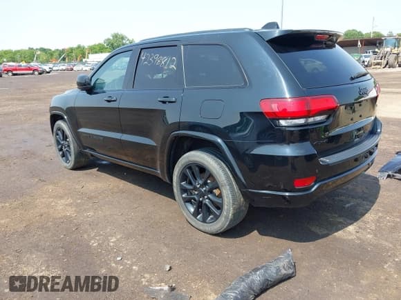 ✅ 2019 Jeep Grand Cherokee Upland • VIN: 1C4RJFAG3KC561877 • Lot: 42398812. Listed on IAAI with 69,556 mi. Free auction sales archive from the USA and detailed vehicle history report at DreamBid. Image 3.