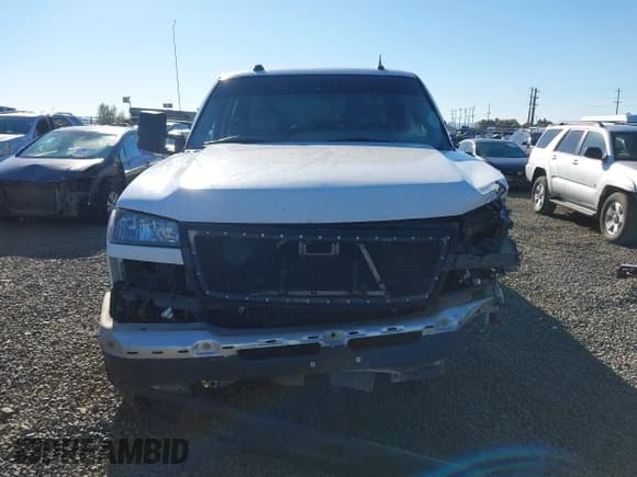 ✅ 2005 Chevrolet Silverado 2500HD LS • VIN: 1GCHK23245F872028 • Lot: 43368972. Listed on IAAI with 234,712 mi. Free auction sales archive from the USA and detailed vehicle history report at DreamBid. Image 13.