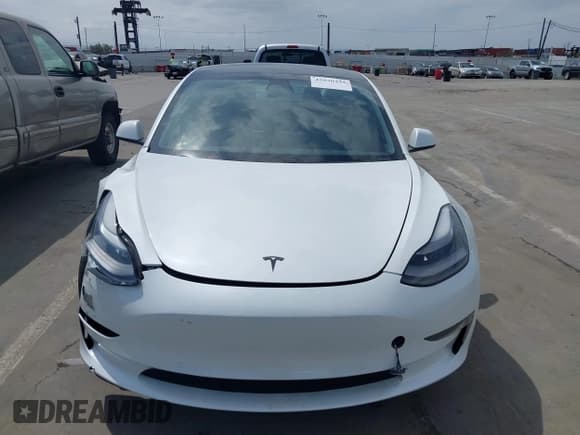 ✅ 2021 Tesla Model 3 Performance • VIN: 5YJ3E1EC2MF084594 • Lot: 42030339. Wystawiony na IAAI z przebiegiem 43 215 mil. Bezpłatny archiwum sprzedaży aukcyjnych z USA i szczegółowy raport historii pojazdu na DreamBid. Zdjęcie 12.