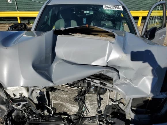 ✅ 2020 Toyota Tacoma TRD Sport • VIN: 3TMCZ5AN0LM367119 • Lot: 84038995. Listed on Copart with 37,684 mi. Free auction sales archive from the USA and detailed vehicle history report at DreamBid. Image 11.