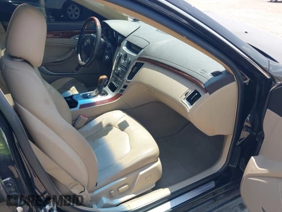 ✅ 2012 Cadillac CTS Premium • VIN: 1G6DP5E38C0127745 • Lot: 42950762. Listed on IAAI with 127,023 mi. Free auction sales archive from the USA and detailed vehicle history report at DreamBid. Image 5.