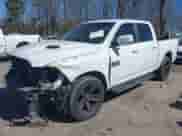 2017 Ram 1500 Night z VIN 1C6RR7MT4HS766699, wystawiony jako IAAI lot #41692973 z przebiegiem 134 746 mil mil oraz . Historia ofert i sprzedaży dostępna na DreamBid. Obrazek 2.