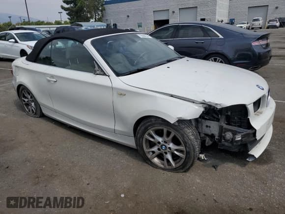 ✅ 2008 BMW 1 Series 128i • VIN: WBAUN13558VH80138 • Lot: 72604234. Wystawiony na Copart z przebiegiem 153 055 mil. Bezpłatny archiwum sprzedaży aukcyjnych z USA i szczegółowy raport historii pojazdu na DreamBid. Zdjęcie 4.