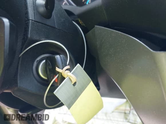 ✅ 2013 Ford Escape SE • VIN: 1FMCU0G94DUC73247 • Lot: 42885041. Listed on IAAI with 173,106 mi. Free auction sales archive from the USA and detailed vehicle history report at DreamBid. Image 11.