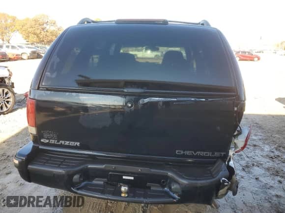 1998 Chevrolet Blazer LT z VIN 1GNDT13W4W2107054, wystawiony jako Copart lot #84475834 z przebiegiem 162 609 mil mil oraz Szkoda całkowita • Salvage title. Historia ofert i sprzedaży dostępna na DreamBid. Obrazek 6.