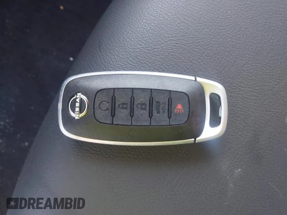 ✅ 2025 Nissan Sentra SR • VIN: 3N1AB8DV6SY368195 • Lot: 43633007. Listed on IAAI with 842 mi. Free auction sales archive from the USA and detailed vehicle history report at DreamBid. Image 11.