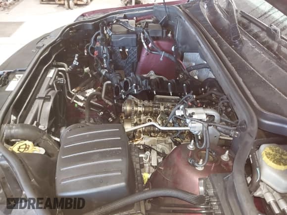 ✅ 2018 Jeep Grand Cherokee Limited • VIN: 1C4RJFBG0JC336703 • Lot: 43233310. Wystawiony na IAAI z przebiegiem 73 686 mil. Bezpłatny archiwum sprzedaży aukcyjnych z USA i szczegółowy raport historii pojazdu na DreamBid. Zdjęcie 18.