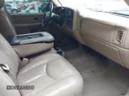 ✅ 2004 Chevrolet Silverado 1500 • VIN: 2GCEK19TX41141087 • Лот: 43495153. Опубликован ранее на IAAI с пробегом 215 113 миль. Бесплатный доступ к архиву аукционных продаж из США и подробный отчёт об истории автомобиля на DreamBid. Изображение 5.