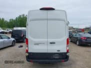 ✅ 2020 Ford Transit Cargo • VIN: 1FTBR3X83LKB51984 • Lot: 42567147. Wystawiony na IAAI z przebiegiem 209 178 mil. Bezpłatny archiwum sprzedaży aukcyjnych z USA i szczegółowy raport historii pojazdu na DreamBid. Zdjęcie 16.