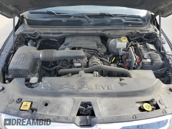 ✅ 2019 Ram 1500 Big Horn • VIN: 1C6RREFT7KN801078 • Лот: 82677515. Опубликован ранее на Copart с пробегом 133 179 миль. Бесплатный доступ к архиву аукционных продаж из США и подробный отчёт об истории автомобиля на DreamBid. Изображение 11.