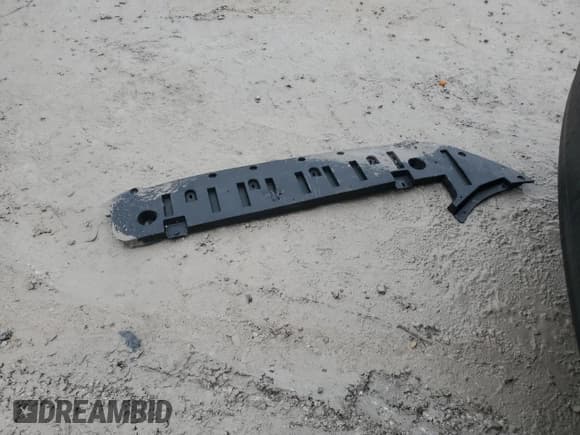 ✅ 2021 Ford Edge SE • VIN: 2FMPK4G94MBA04511 • Lot: 84423524. Wystawiony na Copart z przebiegiem 162 699 mil. Bezpłatny archiwum sprzedaży aukcyjnych z USA i szczegółowy raport historii pojazdu na DreamBid. Zdjęcie 13.