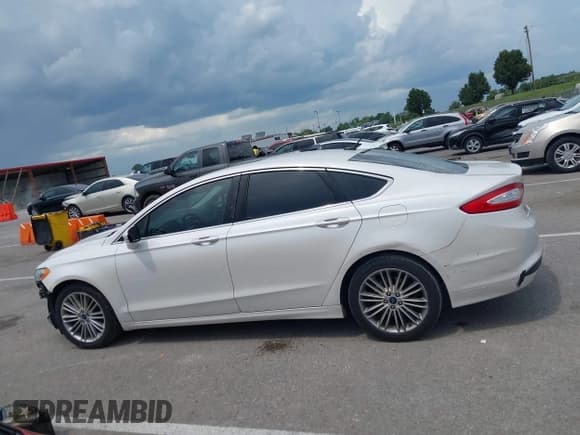 ✅ 2016 Ford Fusion SE • VIN: 3FA6P0HD6GR266197 • Lot: 42961901. Listed on IAAI with 100,193 mi. Free auction sales archive from the USA and detailed vehicle history report at DreamBid. Image 14.