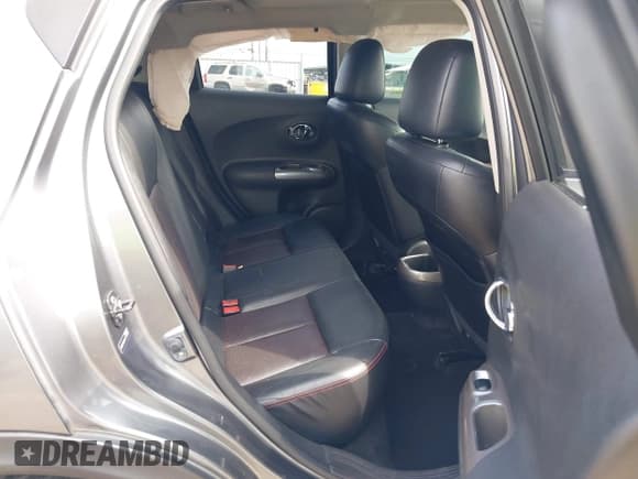 ✅ 2012 Nissan Juke SV • VIN: JN8AF5MV5CT123516 • Lot: 42131361. Wystawiony na IAAI z przebiegiem 101 896 mil. Bezpłatny archiwum sprzedaży aukcyjnych z USA i szczegółowy raport historii pojazdu na DreamBid. Zdjęcie 8.