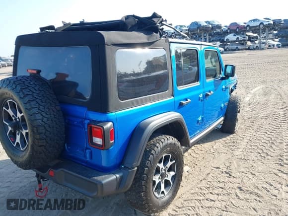 ✅ 2022 Jeep Wrangler Unlimited Rubicon • VIN: 1C4HJXFNXNW270269 • Lot: 42154867. Wystawiony na IAAI z przebiegiem 40 045 mil. Bezpłatny archiwum sprzedaży aukcyjnych z USA i szczegółowy raport historii pojazdu na DreamBid. Zdjęcie 4.