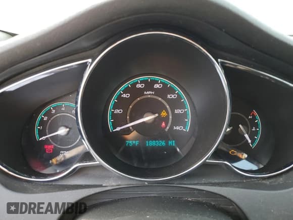 ✅ 2011 Chevrolet Malibu 1LT • VIN: 1G1ZC5E17BF351509 • Lot: 70965144. Wystawiony na Copart z przebiegiem 188 326 mil. Bezpłatny archiwum sprzedaży aukcyjnych z USA i szczegółowy raport historii pojazdu na DreamBid. Zdjęcie 9.