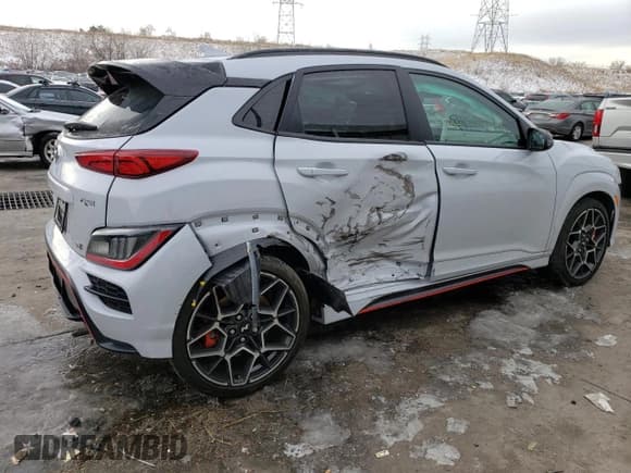 ✅ 2022 Hyundai Kona • VIN: KM8KH3AC1NU002704 • Лот: 39181014. Опубликован ранее на Copart с пробегом 6 849 миль. Бесплатный доступ к архиву аукционных продаж из США и подробный отчёт об истории автомобиля на DreamBid. Изображение 3.