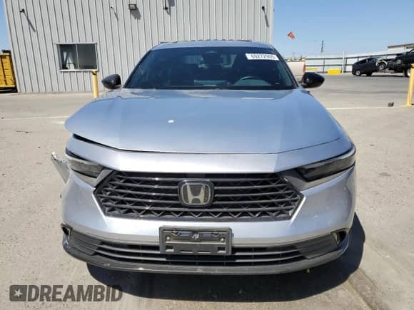 2024 Honda Accord Sport-L with VIN 1HGCY2F72RA057895, listed as a Copart auction lot 69272905 with 34,242 mi miles and Salvage title. Bid and sale history available at DreamBid. Image 5.