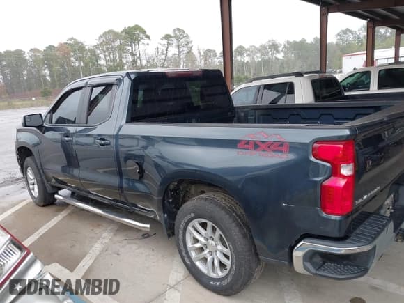 ✅ 2019 Chevrolet Silverado 1500 LT • VIN: 1GCRYDED3KZ264461 • Lot: 43431256. Wystawiony na IAAI z przebiegiem 239 442 mil. Bezpłatny archiwum sprzedaży aukcyjnych z USA i szczegółowy raport historii pojazdu na DreamBid. Zdjęcie 14.