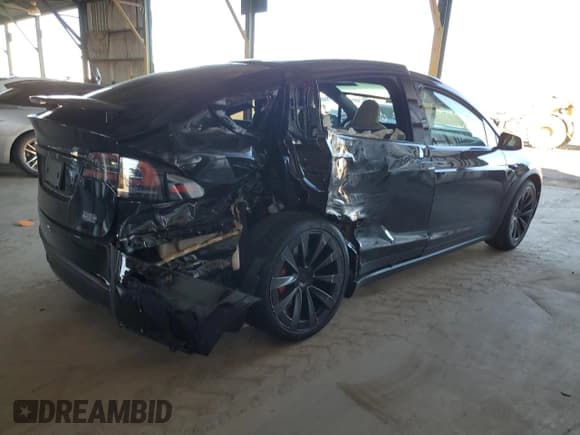 ✅ 2024 Tesla Model X Plaid • VIN: 7SAXCBE62RF460115 • Lot: 47027345. Wystawiony na Copart z przebiegiem Nie podano. Bezpłatny archiwum sprzedaży aukcyjnych z USA i szczegółowy raport historii pojazdu na DreamBid. Zdjęcie 3.